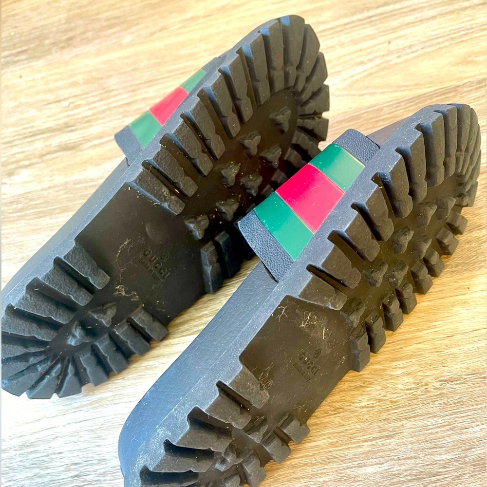 Authentic Gucci Web Slides - Picture 4 of 4
